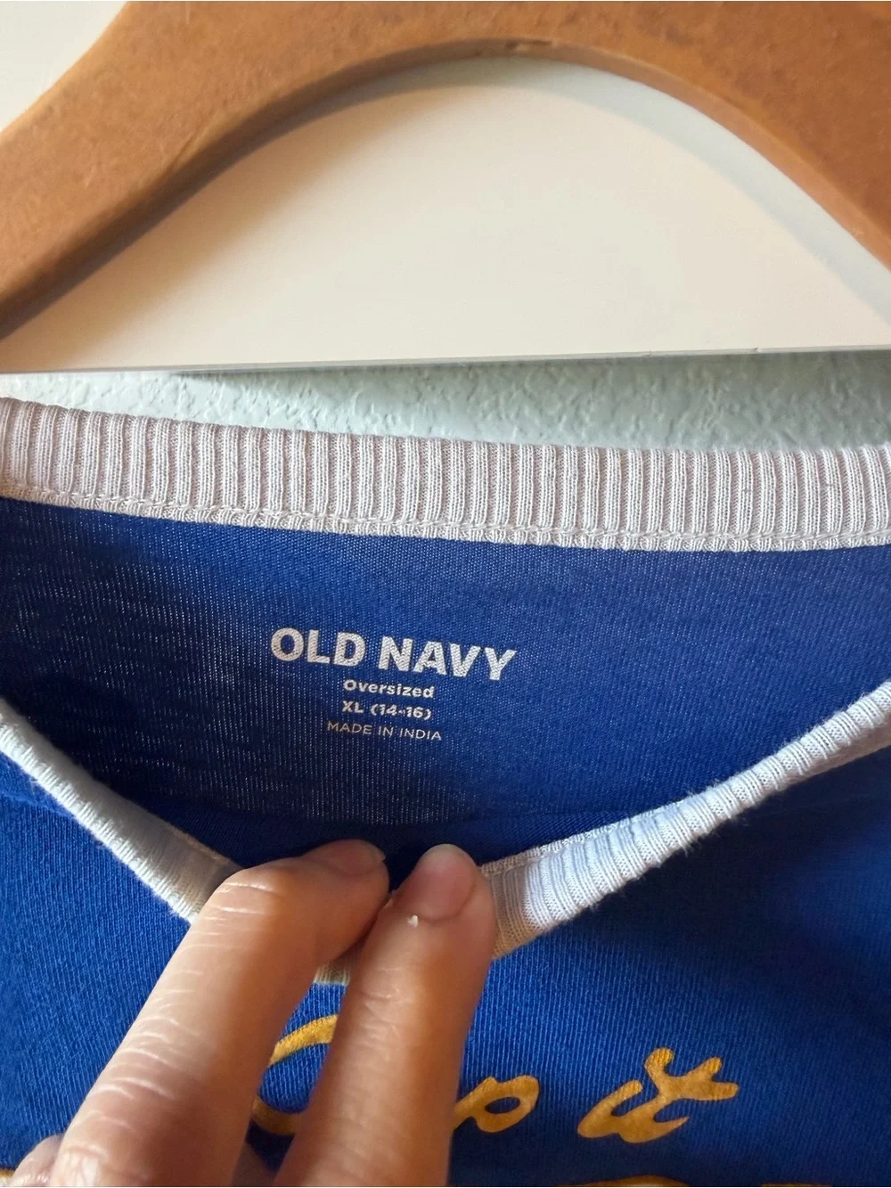 Old Navy Royal Blue Graphic Crewneck Tee with White Trim. kids (14-16)